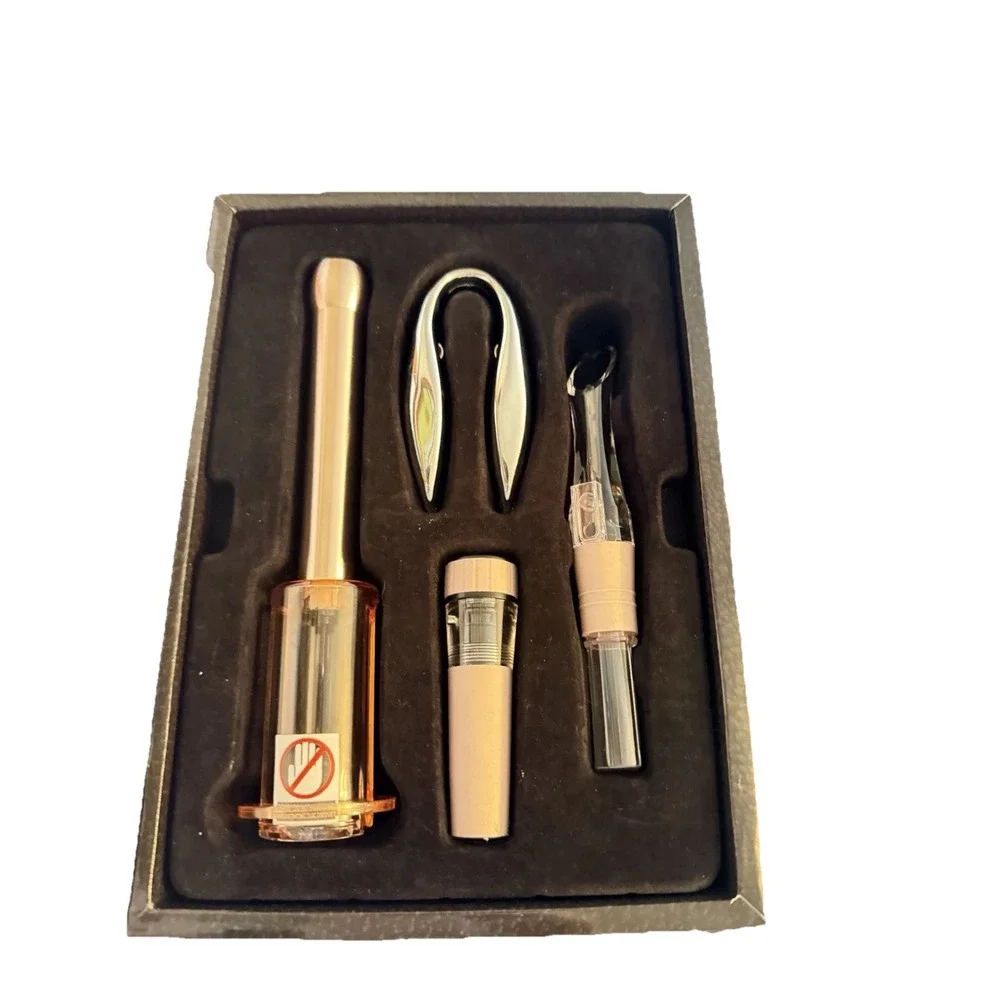 Cork Genius The Smart Wine Set 4 Piece‎ Set Complete New/open box.